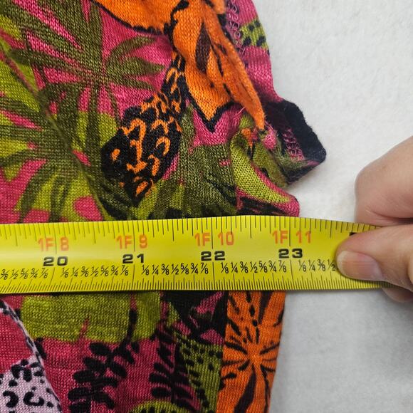 C&C California Linen Multicolor Safari Print Top - Picture 4 of 6